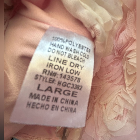 Hot & Delicious Pink and White Rosette 2 Piece Set - Size Large - Picture 4 of 5